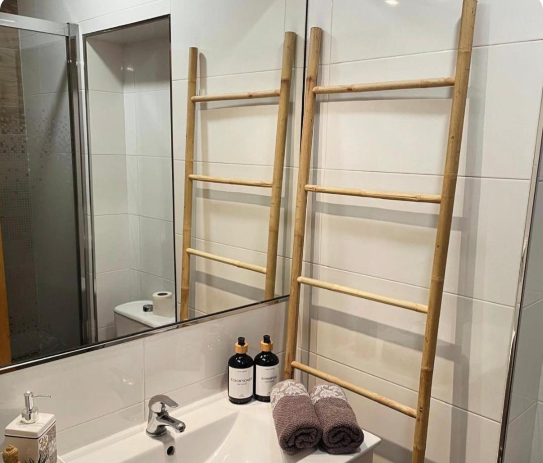 Home Suites Center Granada 2 Buitenkant foto