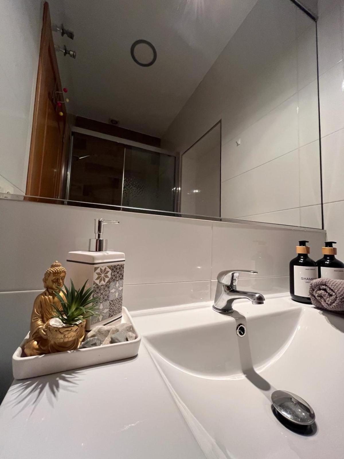 Home Suites Center Granada 2 Buitenkant foto